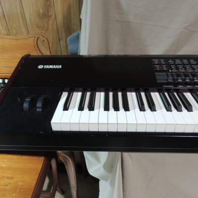 Yamaha S90ES 88 Weighted Key Stage Piano / Synth, Local Pickup [Three Wave Music] image 3