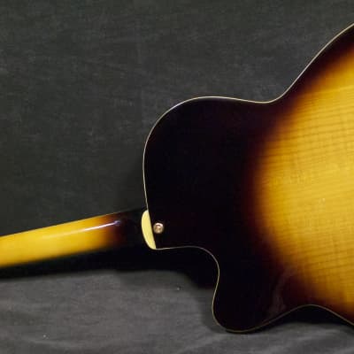 Peerless Monarch 40th Sunburst Archtop Guitar #4024 w original Peerless hard case image 2