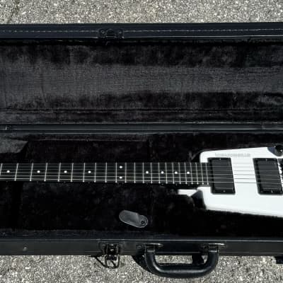 2000s Steinberger GLB-2S Headless Guitar W/OHSC White for sale