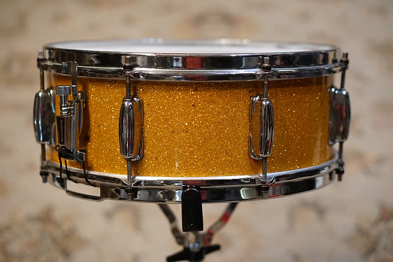 Vintage Slingerland 5.5x14 Radio King Snare Drum - Gold Sparkle