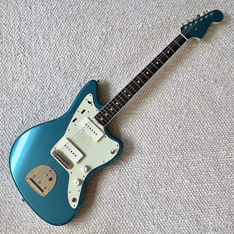 Fender Japan FSR Jazzmaster - Ocean Turquoise, bound neck, matching  headstock