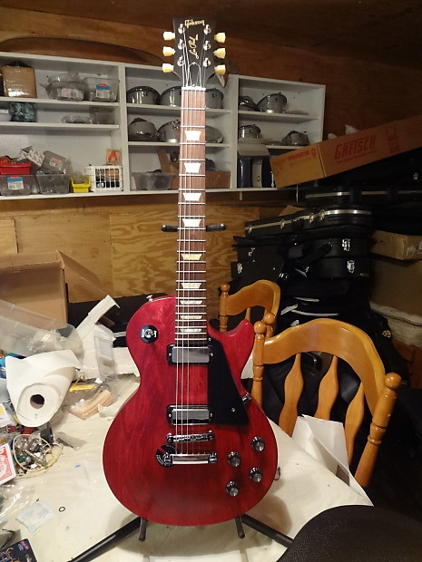 Gibson Les paul Studio 70's Tribute 2012 Satin Cherry | Reverb