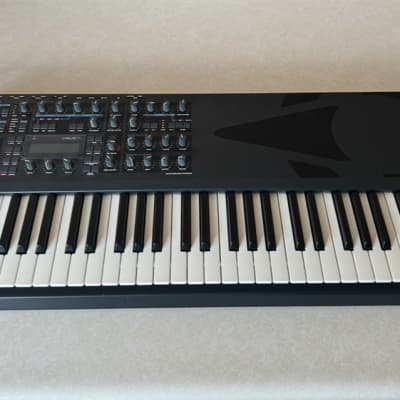 Access Virus TI 61-Key Digital Synthesizer 2005 - Black