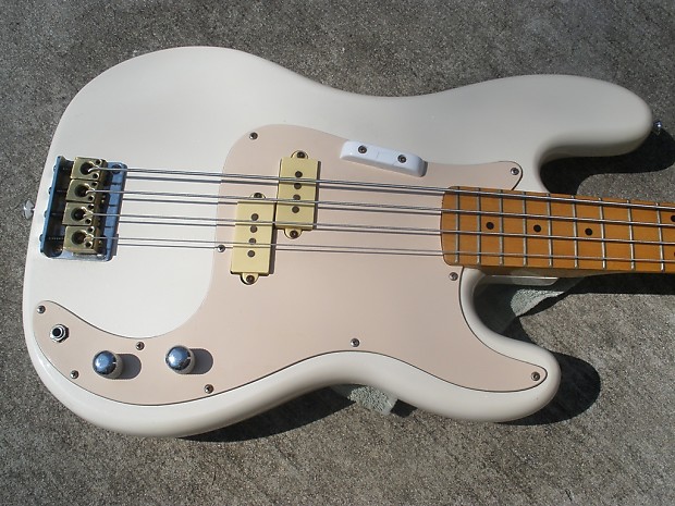 Vintage 80s Hondo Fame Series 830 P Bass Copy Aged White Finish Maple Board