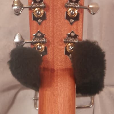 Larrivee Legacy Mahogany D-40E Satin Dreadnought Acoustic Electric StagePro Element Pickup with case image 15