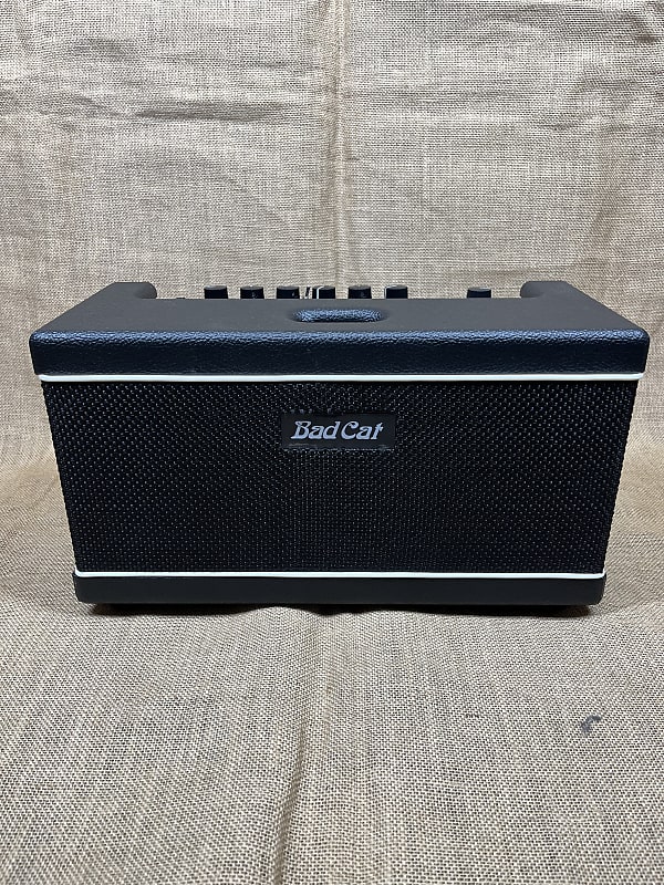 Bad Cat Paw 60W 2x6 TubeHybrid Reverb