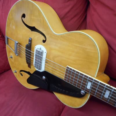 Epiphone Century Archtop W/ Gibson P-13 Speed Bump Pick Up 1942 Natural Blonde image 3