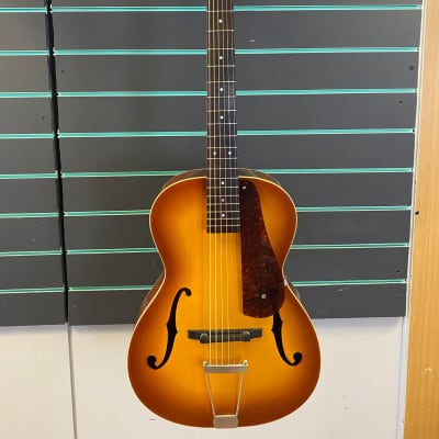 Epiphone Olympic Masterbilt Archtop Honey Burst 2016 Electro
