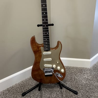 Fender Custom Shop Stratocaster 2019 - Rose Myrtle image 2