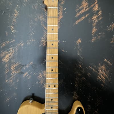 Fender American Vintage '52 Telecaster Butterscotch Blonde 2000s