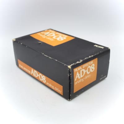 Pearl AD-08 Analog Delay | Reverb Canada