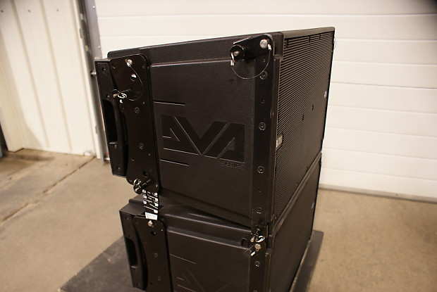 dB Technologies DVA T12 Active Digital Line Array Pair 2 Reverb