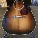 Gibson J-45 Vintage 2016 with K&K Pure Mini