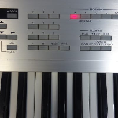 Korg Triton Le 76 Music Workstation | Reverb