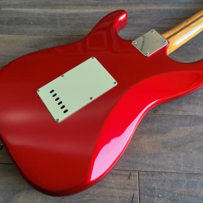 2003 History Japan (by Fujigen) Z1-CFS HSS Stratocaster (Red