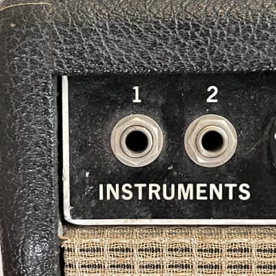 1966 Fender Vibro Champ 6-Watt 1x8" Guitar Combo - Black Panel image 15