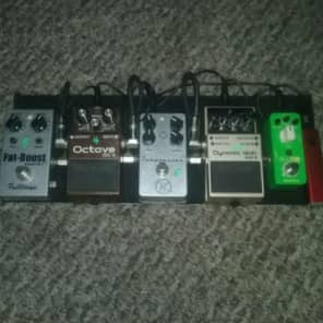 6"x16" Small PedalBoard, Velcro Carpeted 2018 image 2