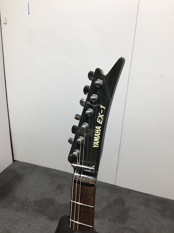 YAMAHA エクスプローラー　EX-1 Yamaha EX-1 1980s Emerald Green Explorer electric guitar