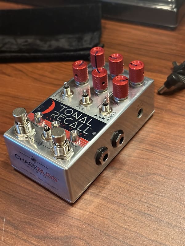 Chase Bliss Audio Tonal Recall RKM Red Knob Mod Analog Delay 2017