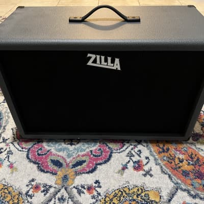 Zilla Cabs Super Fatboy 2x12 V30/Creamback H - Brand New Condition