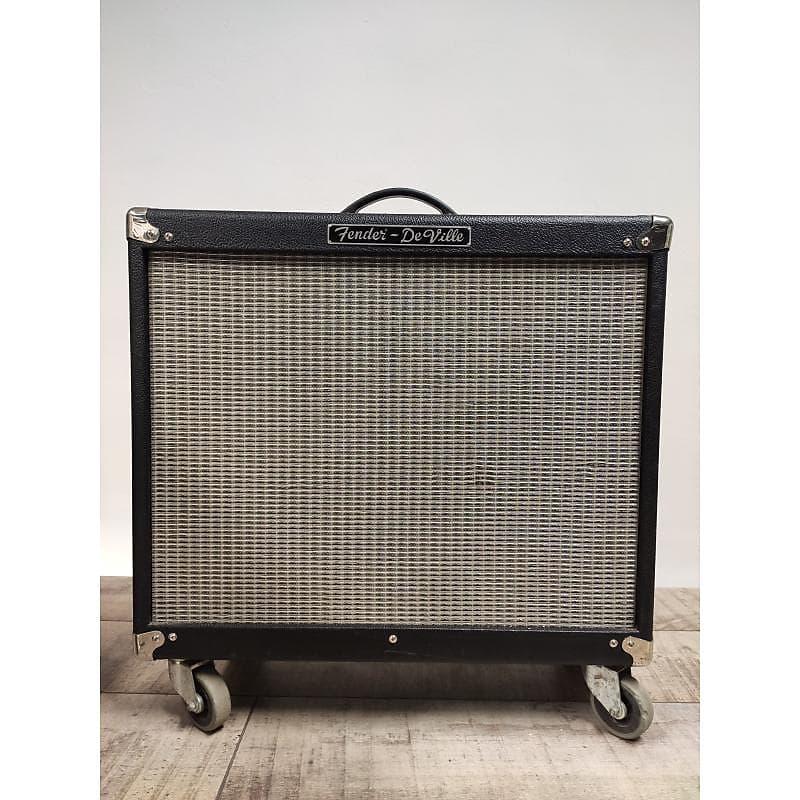 Fender deville deals amplifier