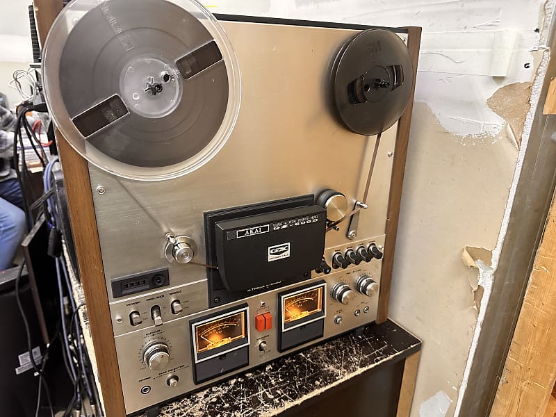 AKAI GX-600D 3-Motor Vintage Reel to Reel Tape Deck Recorder w/Original Box
