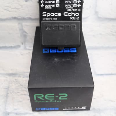 Boss RE-2 Space Echo w/ box | Reverb