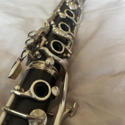 Yamaha YCL-457-20 Wooden Bb Clarinet with Case, Mouthpiece & Lyre – Made in Japan image 9
