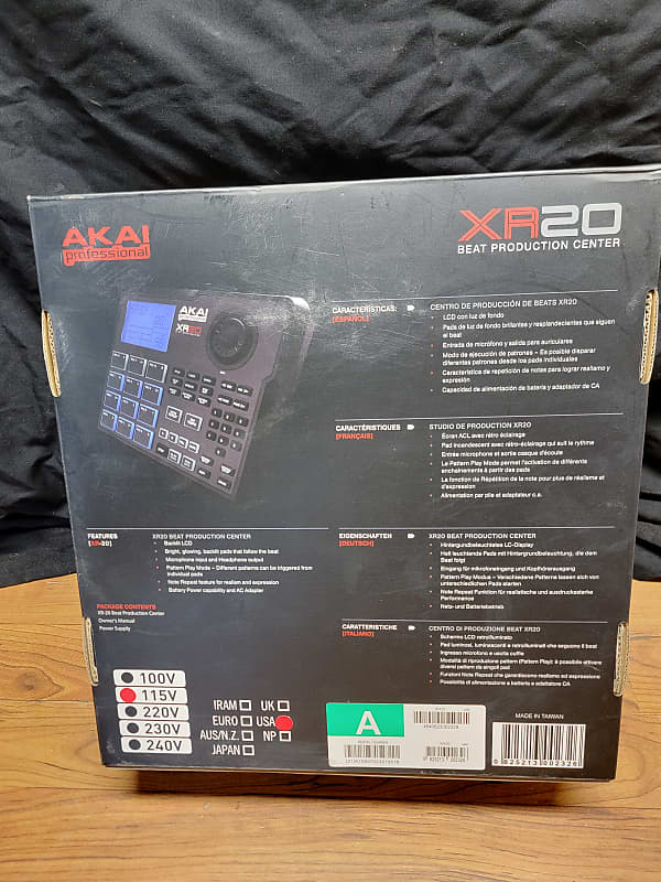 Akai XR20 Beat Production Station