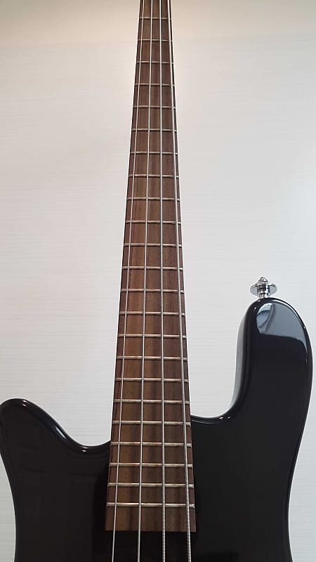 Rock Bass by Warwick Streamer Standard 4 String Left Handed