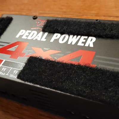 Voodoo Lab Pedal Power 4x4 Pedalboard Supply (Custom Cabling for You) image 3