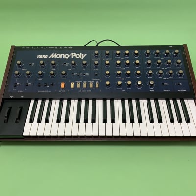 Korg Mono/Poly Analog Synthesizer serviced !