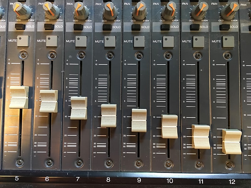 訳あり商品)Fostex 812 アナログミキサー