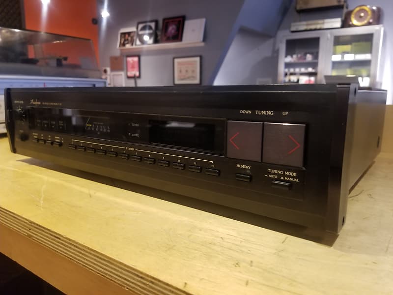 Accuphase T-107 FM Stereo Tuner | Reverb