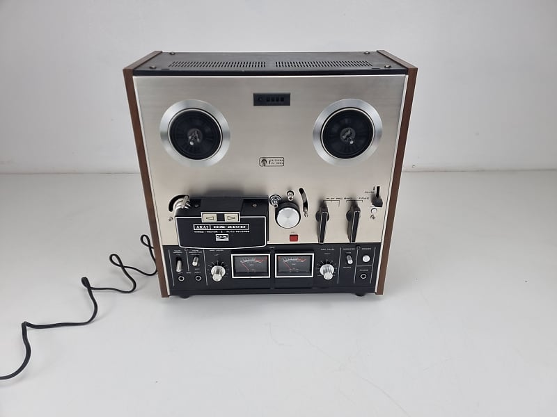 Akai GX-210D - 1/4&#039;&#039; 18 cm reel to reel recorder - Nice Condition  			