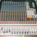Behringer Xenyx XL1600 mixer