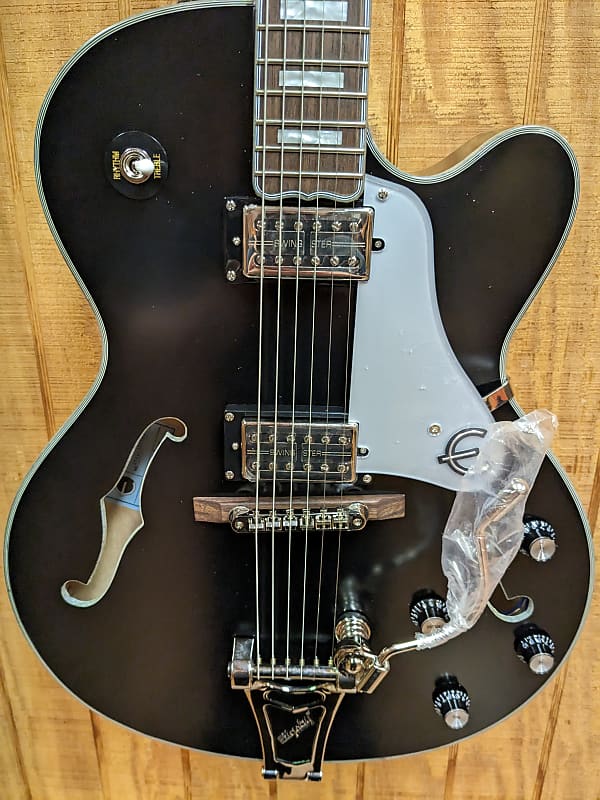 Epiphone Emperor Swingster Black Aged Gloss