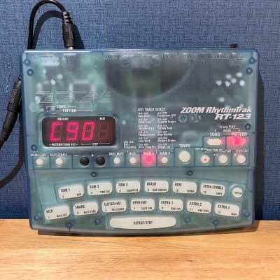 [Excellent] Zoom RT-123 Drum & Bass Machine Transparent Blue