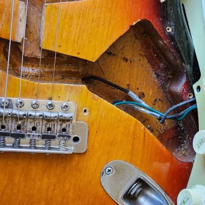 Fender Stratocaster 1959 - wine sunburst image 13