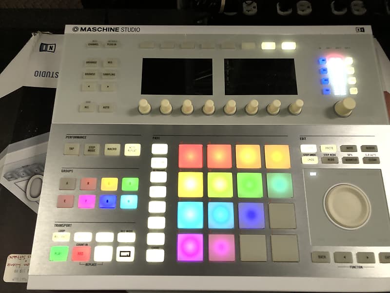 Native Instruments Maschine Studio 2010s - White, Software Included, Clean Serial image 1
