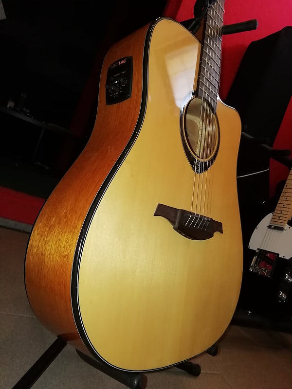 LAG Tramontane T66DCE Electro Acoustic Cutaway Gloss/Natural LAG Tramontane T66DCE Electro Acoustic Cutaway Gloss/Natural