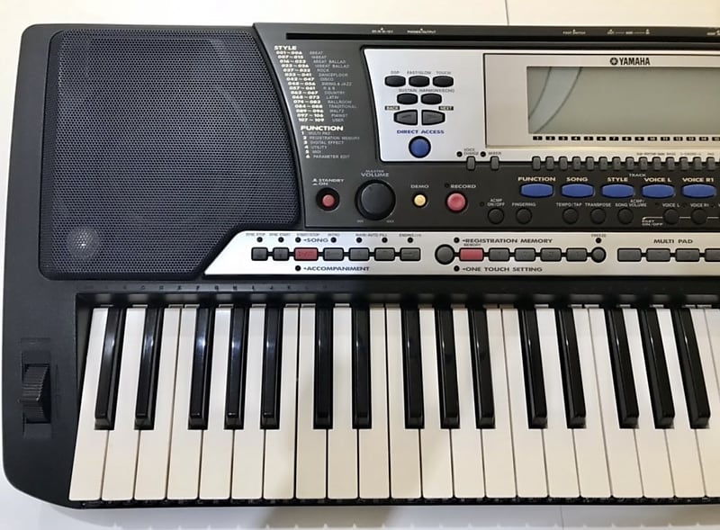 Yamaha PSR 540 keyboard