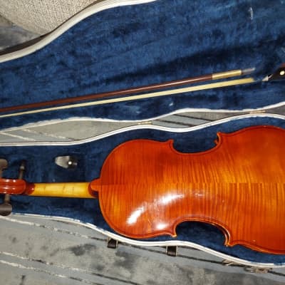 A.R. Seidel Sized 4/4 violin, Germany, 1998,  Stradivarius Copy, with Case & Bow image 3