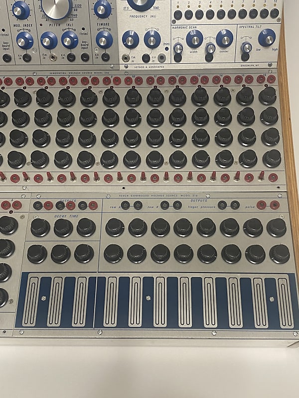 春夏秋冬の最新作商品 buchla verbos 262v モジュラーシンセ - 楽器/器材