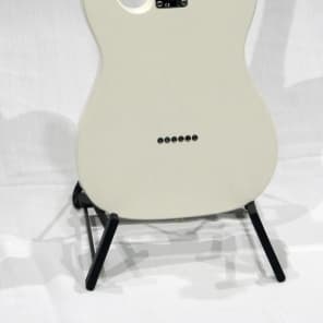 Fender Standard Telecaster 2013 Arctic White image 2