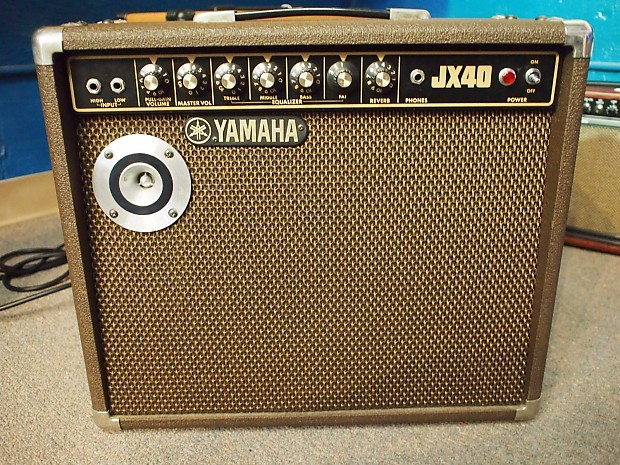Yamaha acoustic deals amp