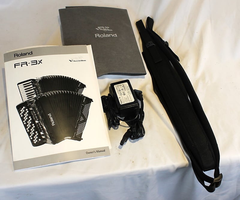 5751 - Black Roland FR-3XB-BK Chromatic Button Accordion 92