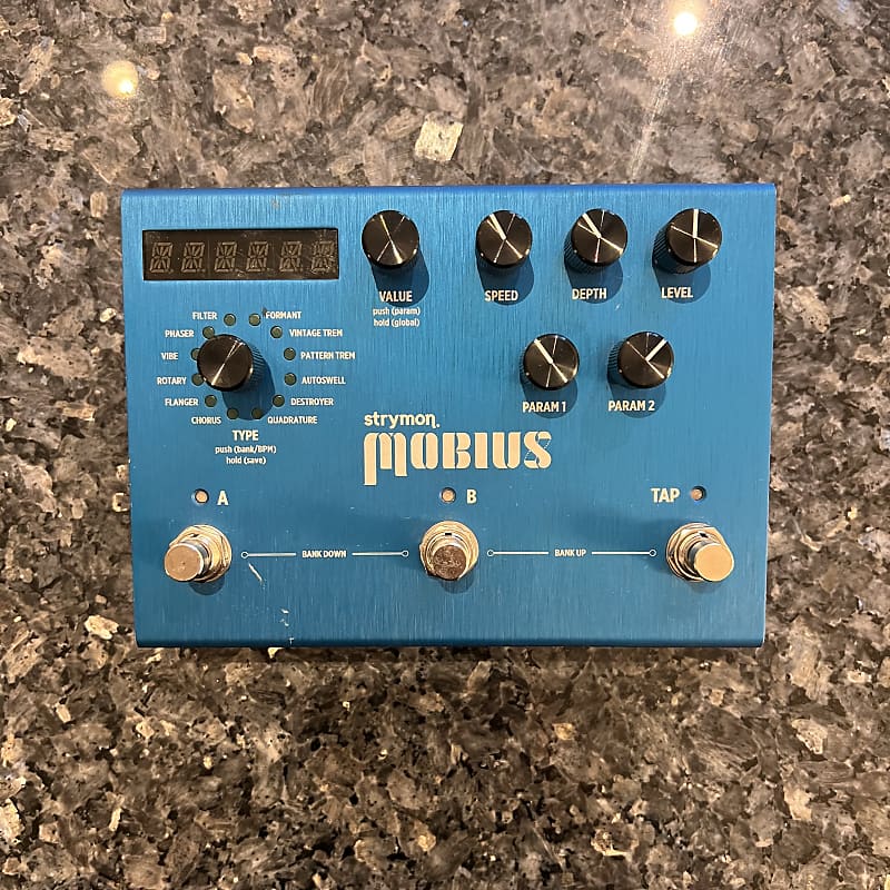 Strymon Mobius