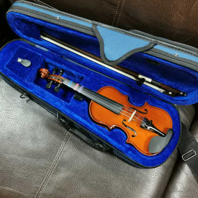 Menzel 1/16 Violin with Case and Bow - Natural image 8