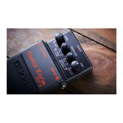 BOSS Metal Zone Distortion Guitar Pedal with Innovative Dual-Stage Gain Circuit, Three-Band Active EQ and Advanced Tone Shaping image 4